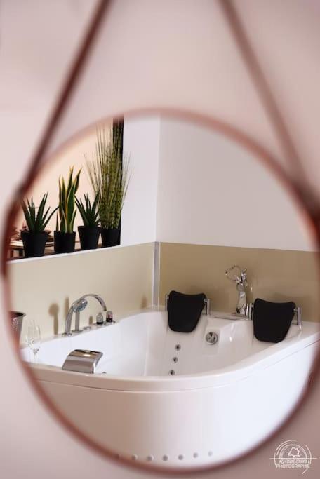 Suite Le Cocoon & Spa By Nancyintimelounge Екстер'єр фото